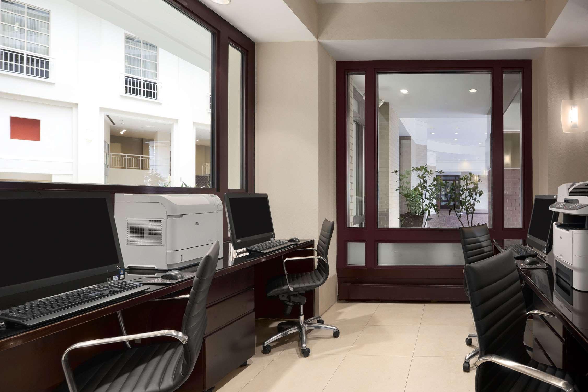 Embassy Suites By Hilton Alexandria Old Town Exteriér fotografie