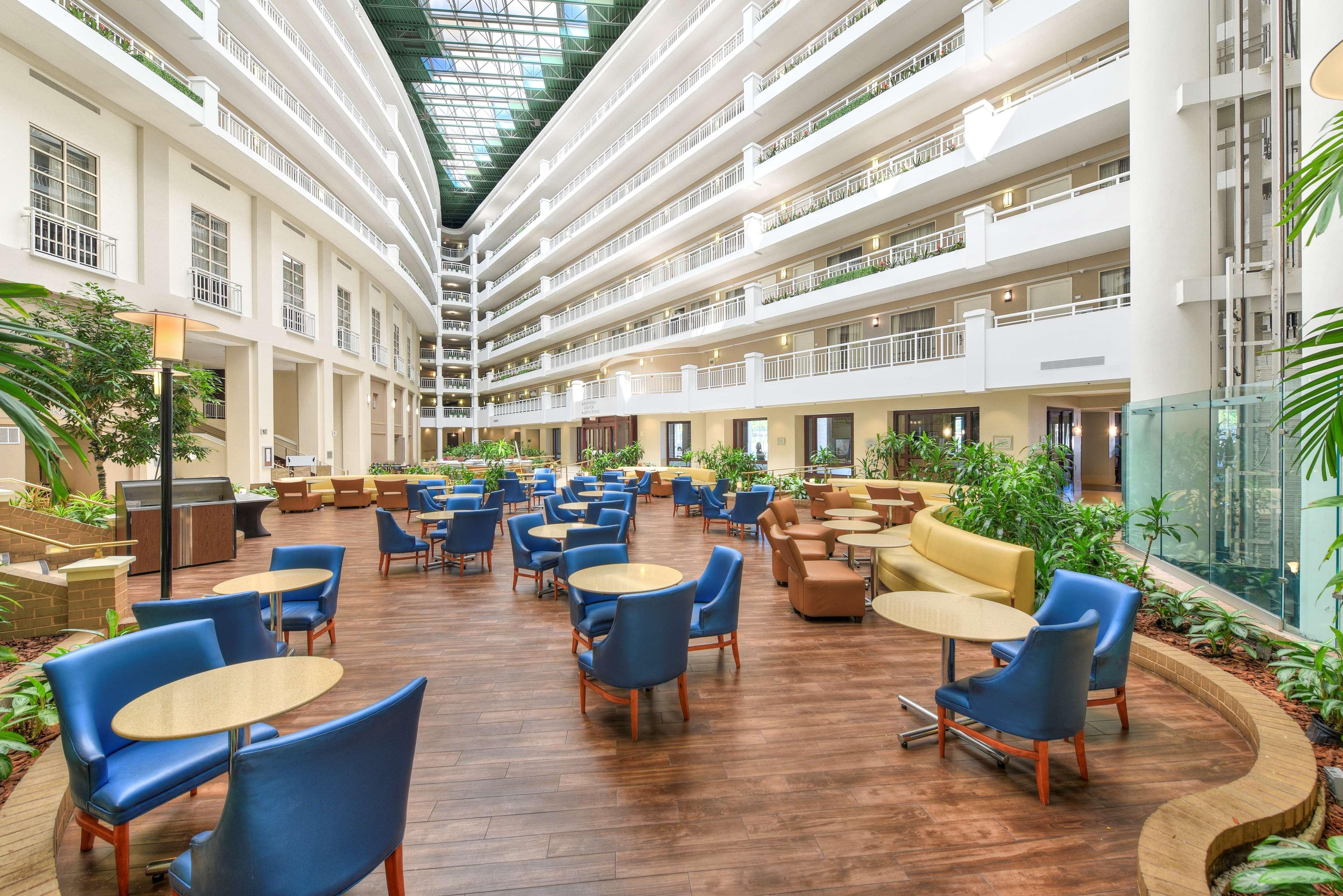 Embassy Suites By Hilton Alexandria Old Town Exteriér fotografie