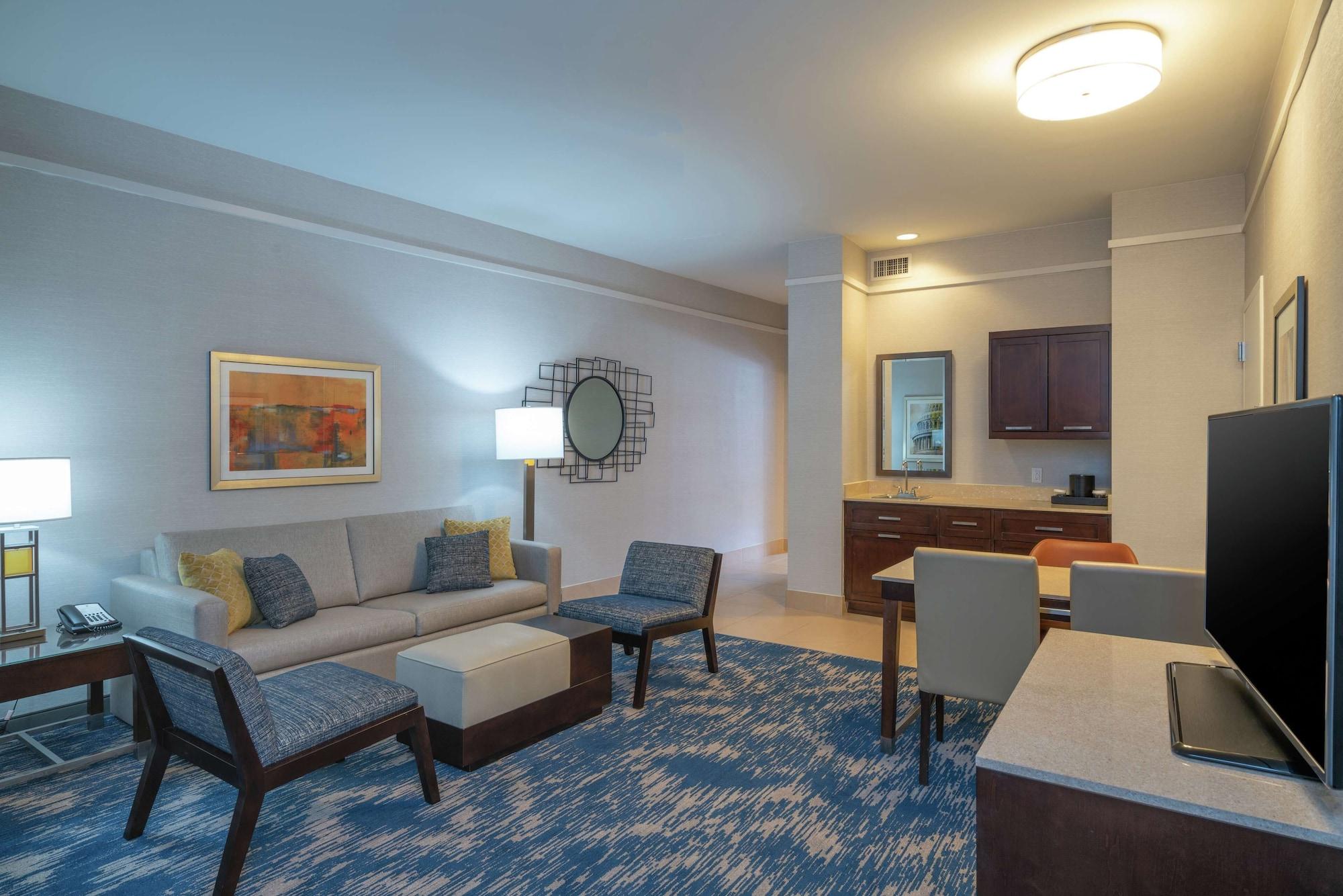 Embassy Suites By Hilton Alexandria Old Town Exteriér fotografie