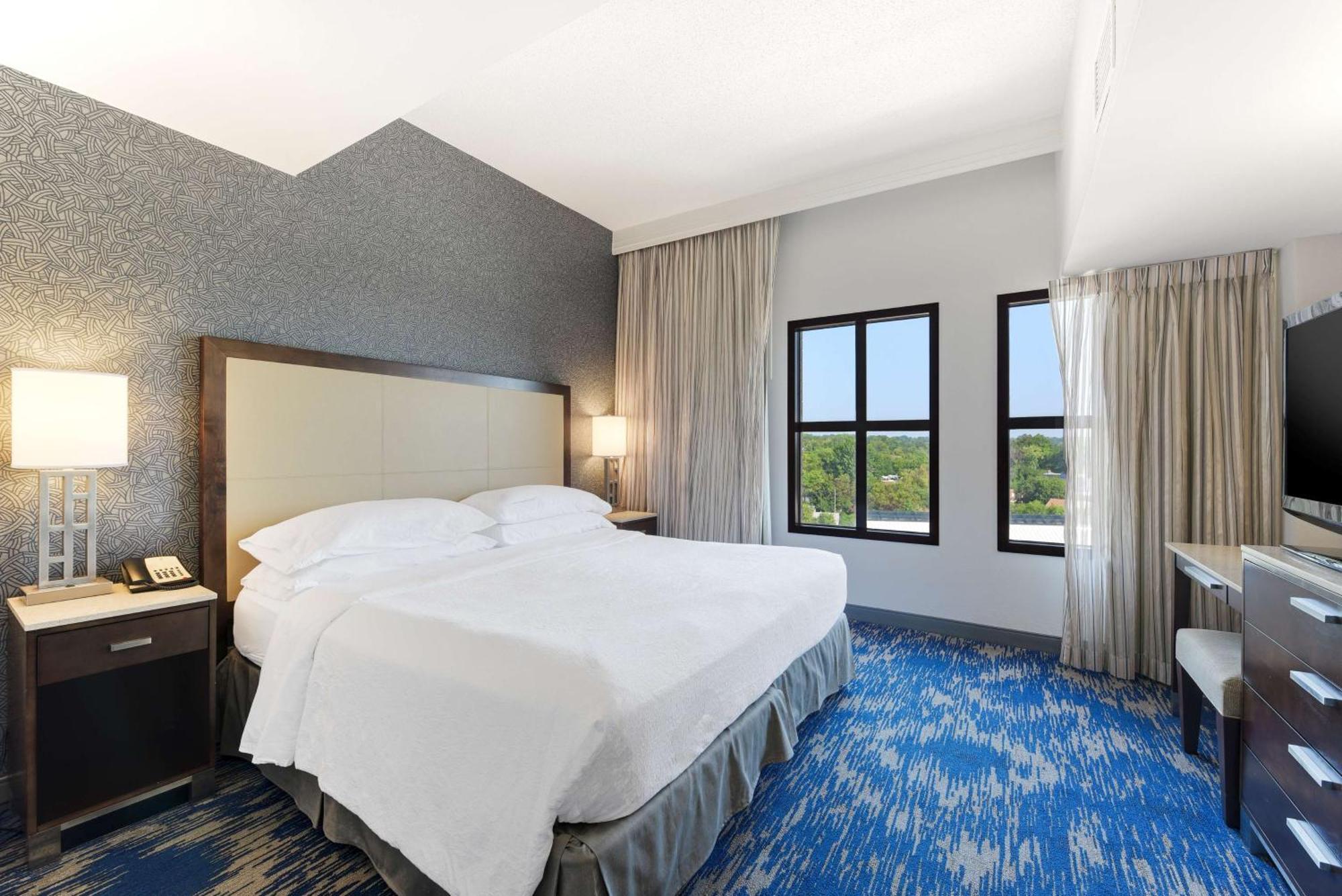 Embassy Suites By Hilton Alexandria Old Town Exteriér fotografie
